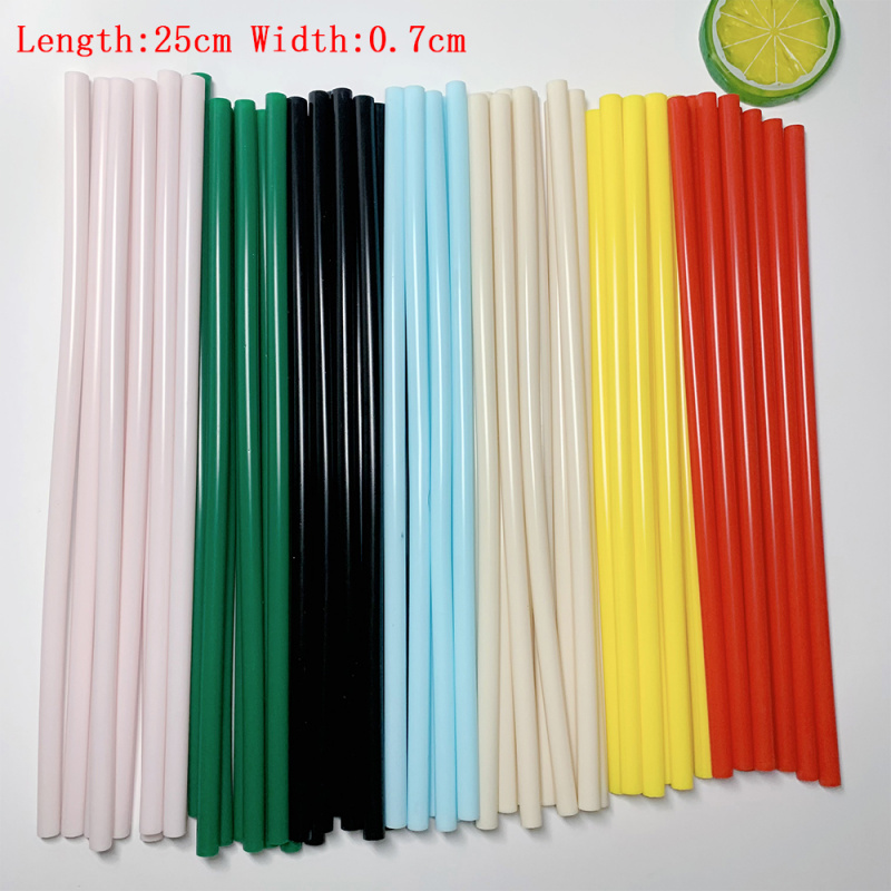 Home Bar Supplies - 50 Stück wiederverwendbare gestreifte Hartplastik-Trinkhalme, Reinigungsbürste,